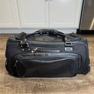 Vintage Nike Golf Large Leather Duffle Weekender Bag Black 24 x 15 x 11